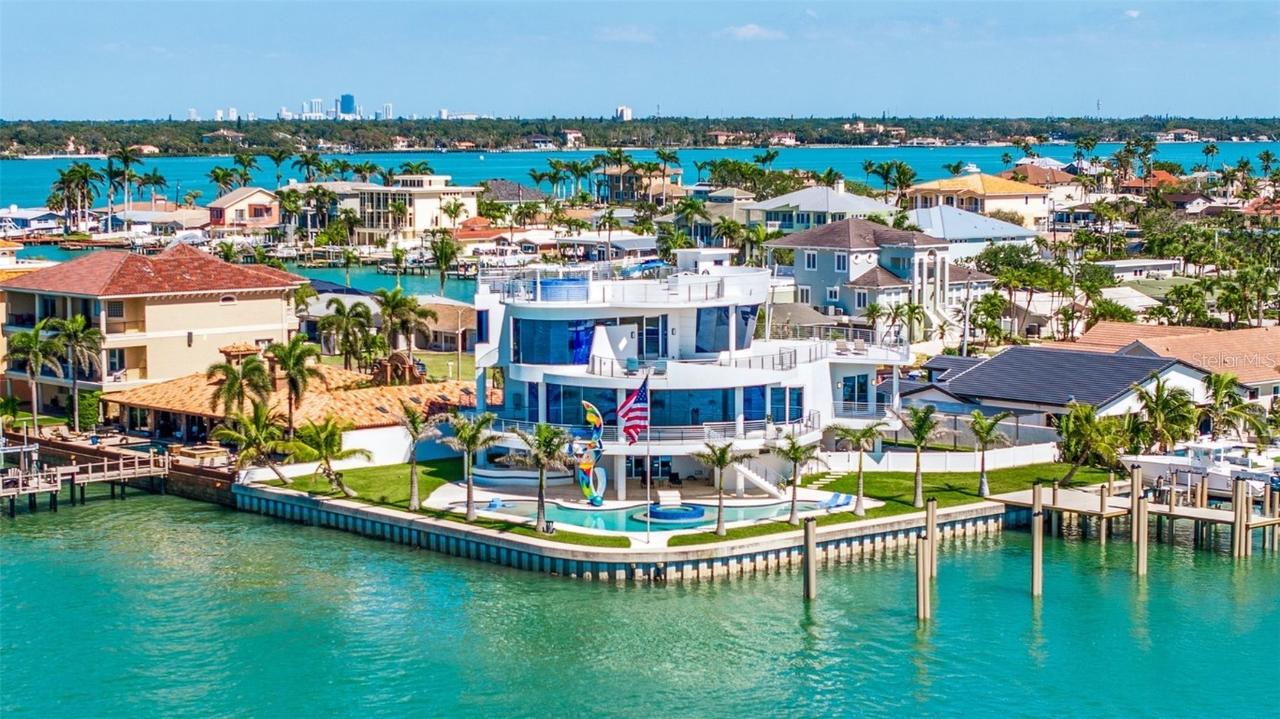 12650 7th St., Treasure Island, FL 33706