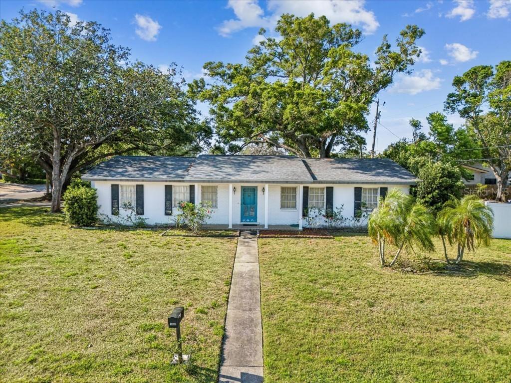 1441 Fairway Dr., Dunedin, FL 34698