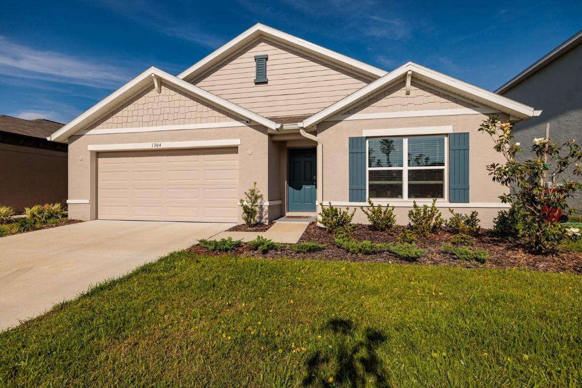 1304 Tahitian Sunrise Dr., Plant City, FL 33565