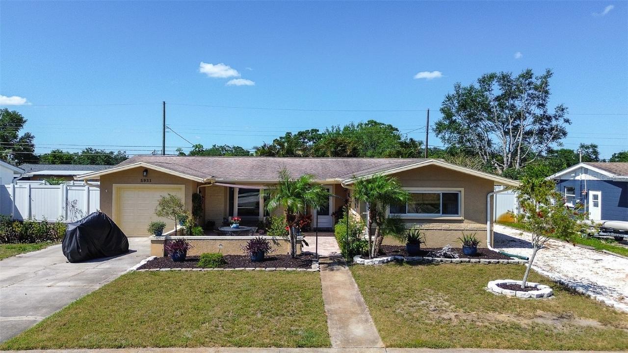 5931 33 Ave., St Petersburg, FL 33710