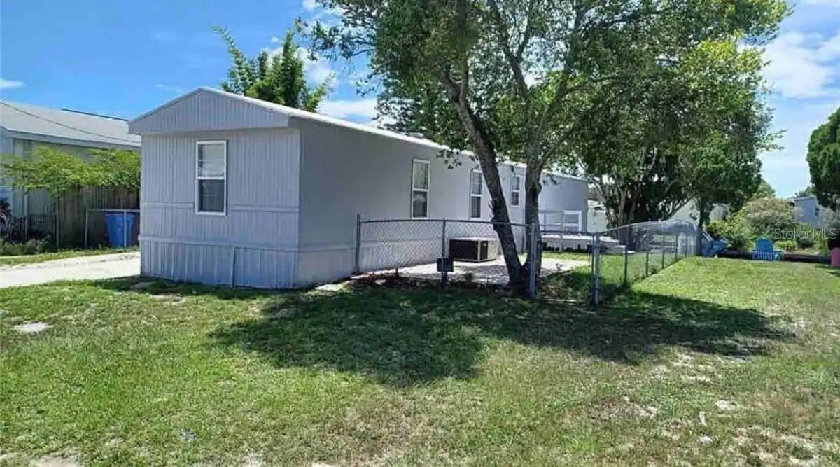 5830 Portsmouth Dr., Tampa, FL 33615
