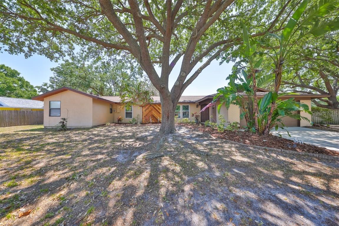 601 Cedar Grove Dr., Brandon, FL 33511