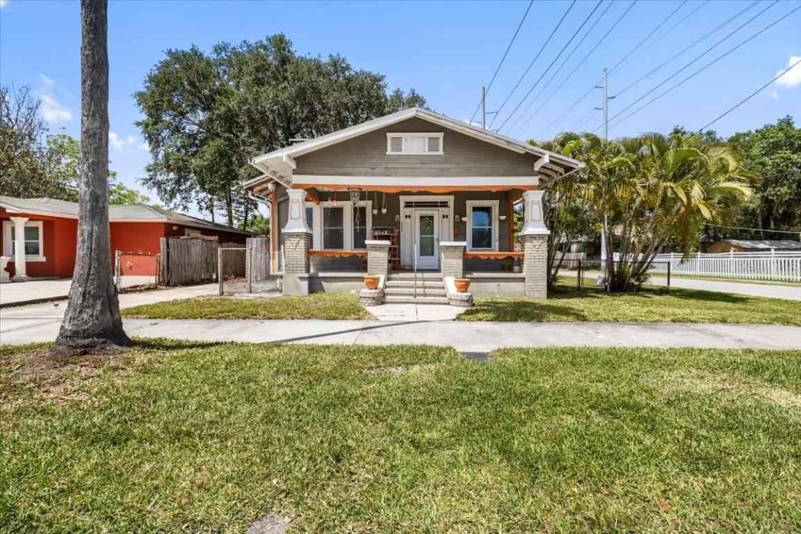 2224 Gordon St., Tampa, FL 33605