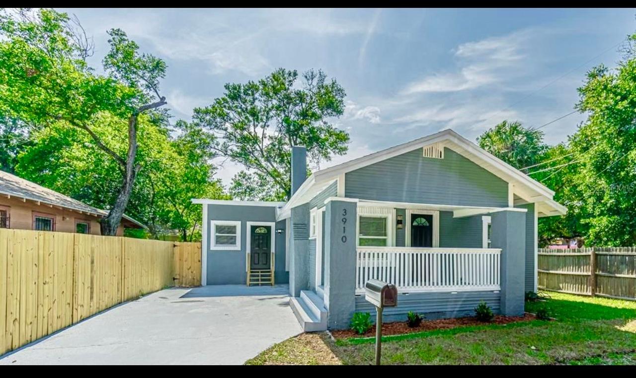 3910 N Suwanee Ave., Tampa, FL 33603
