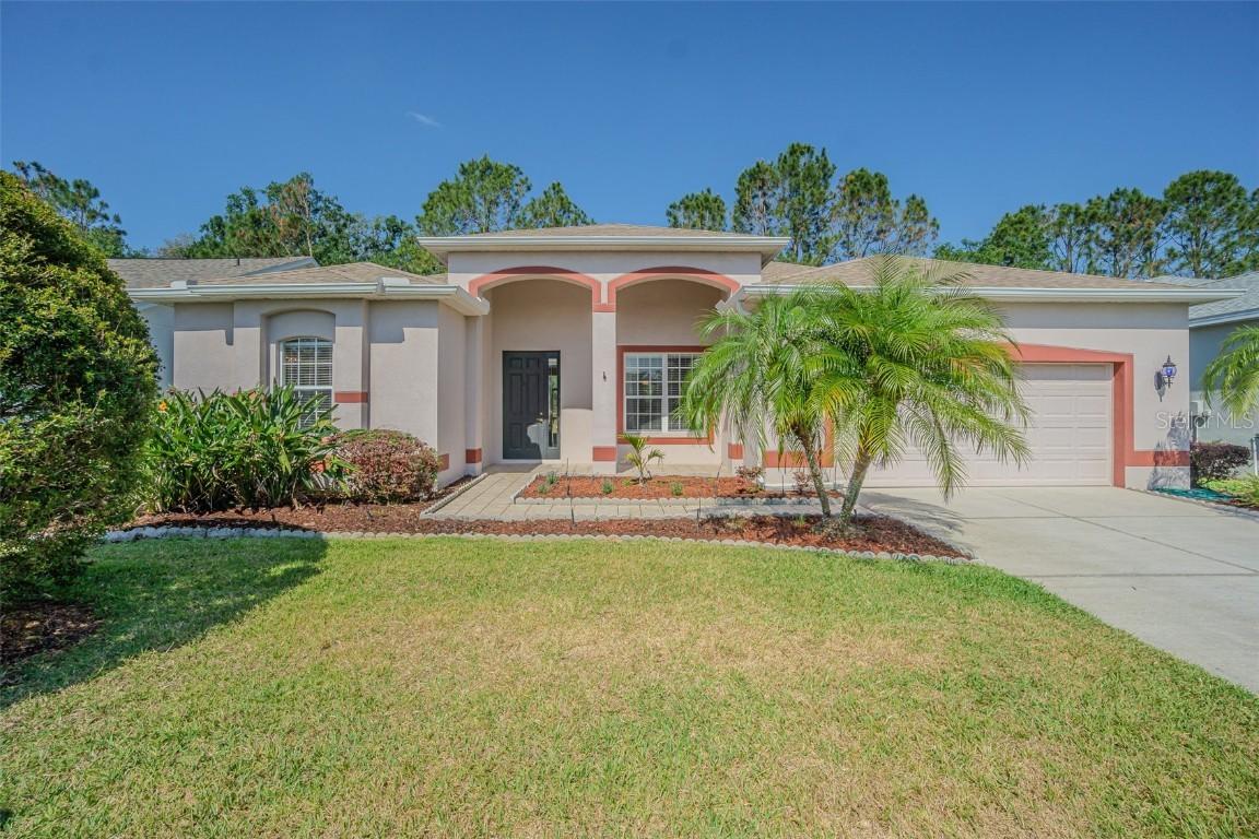 9823 Rolling Cir., San Antonio, FL 33576