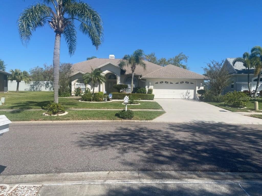 1695 Stable Tr., Palm Harbor, FL 34685