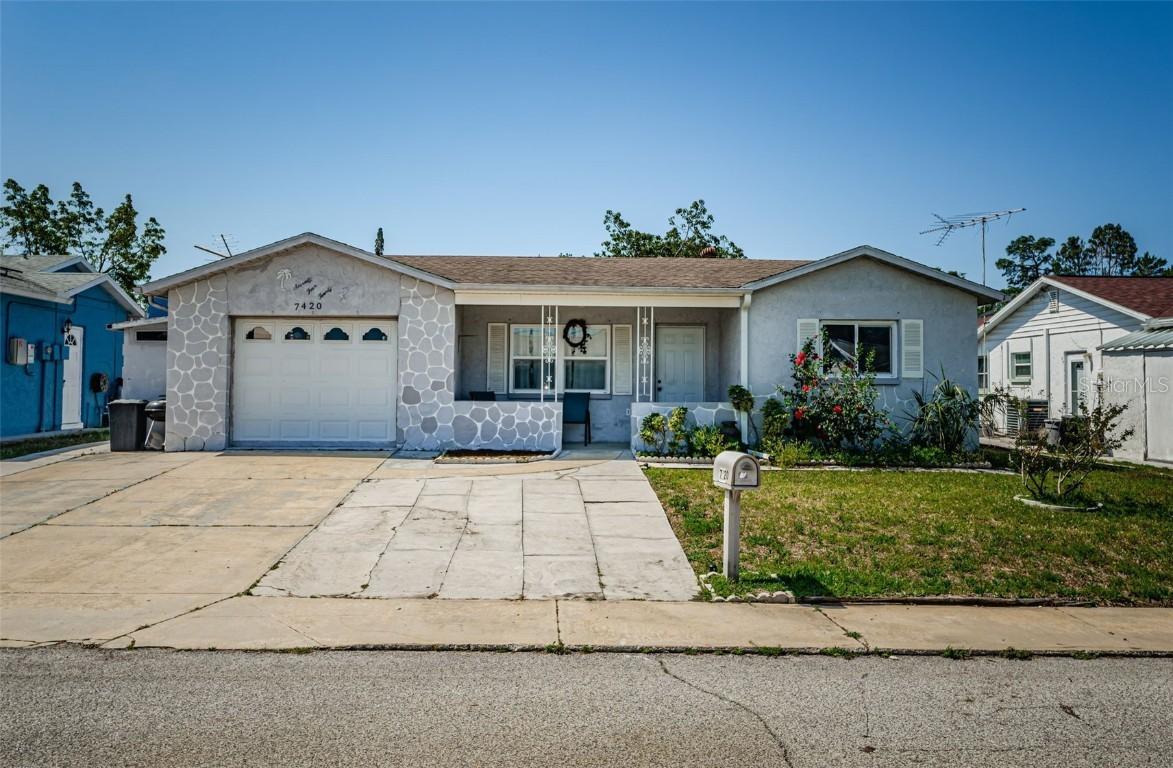 7420 Cay Dr., Port Richey, FL 34668