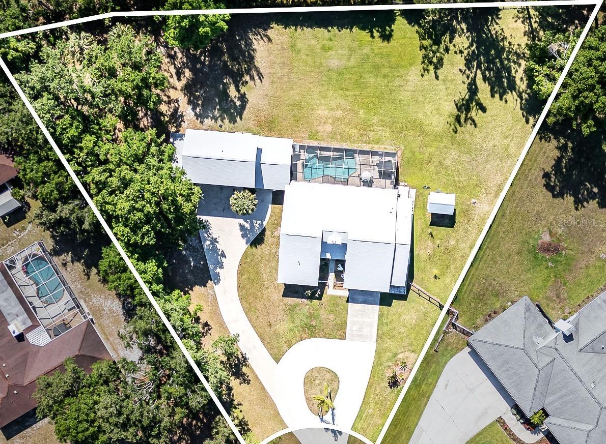 1305 Greenfield Cir., Venice, FL 34292