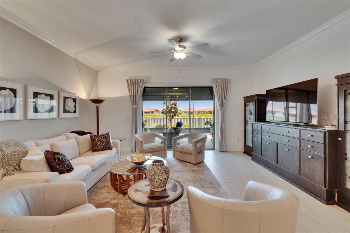 17583 Holly Well Ave., Wimauma, FL 33598