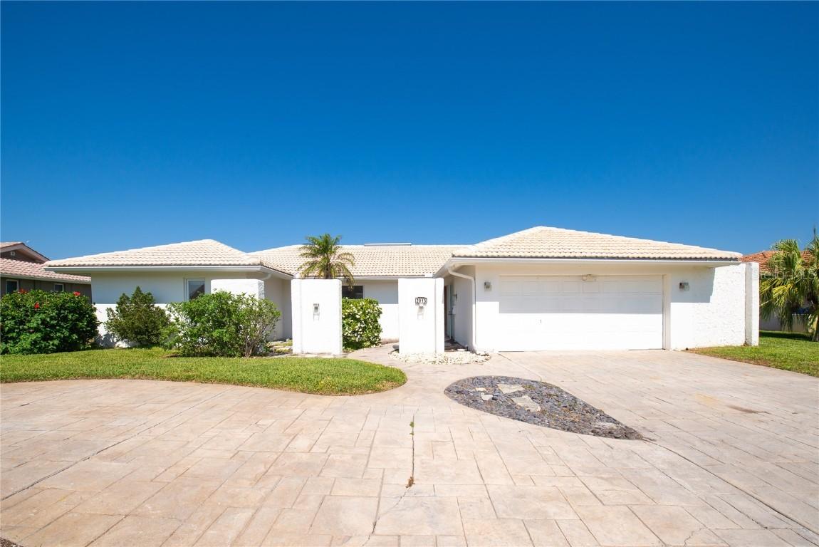 2015 Hawaii Ave., St Petersburg, FL 33703