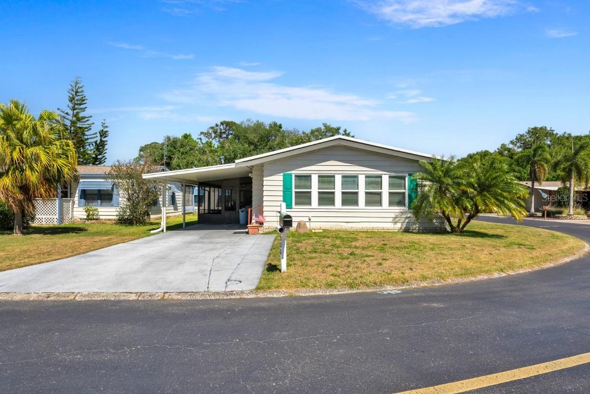 8933 Fox Tr., Tampa, FL 33626