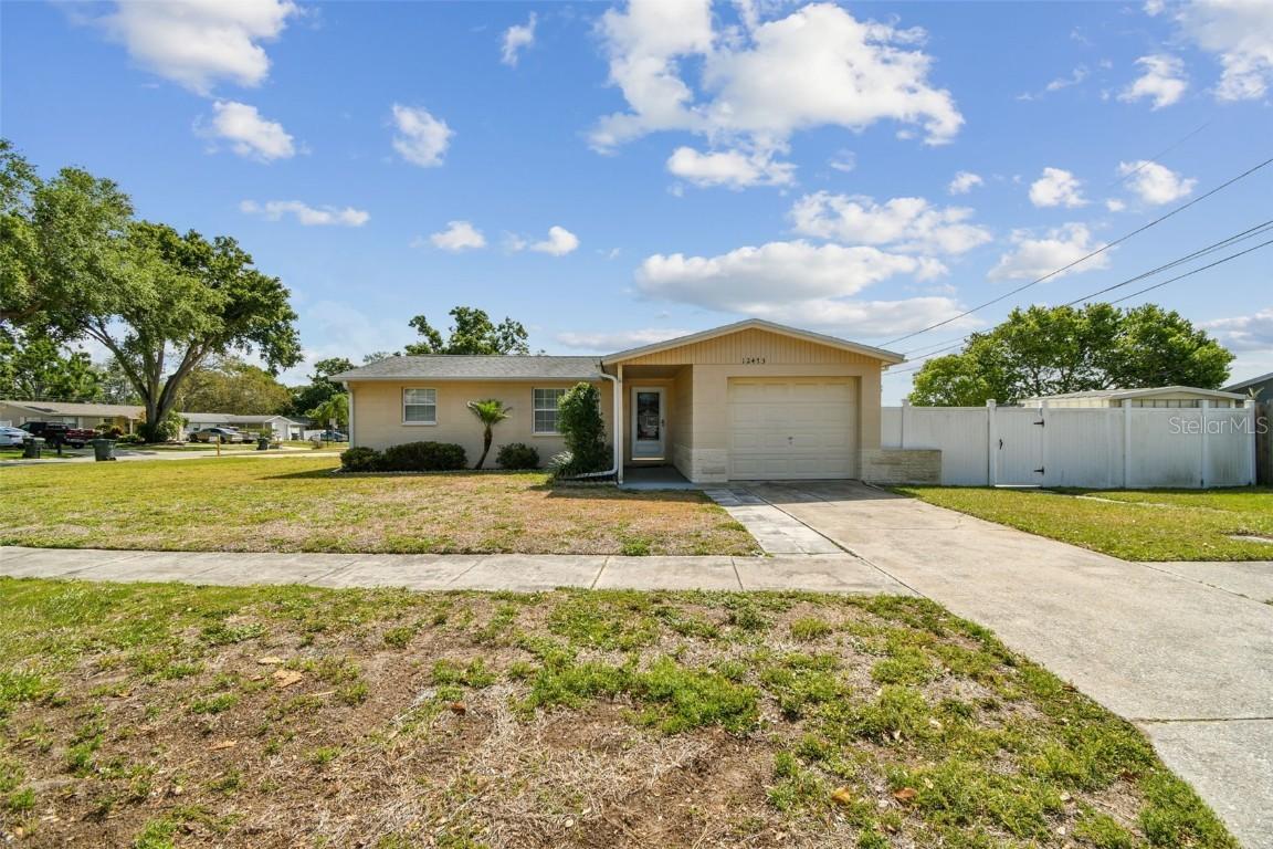 12473 114th St., Largo, FL 33778
