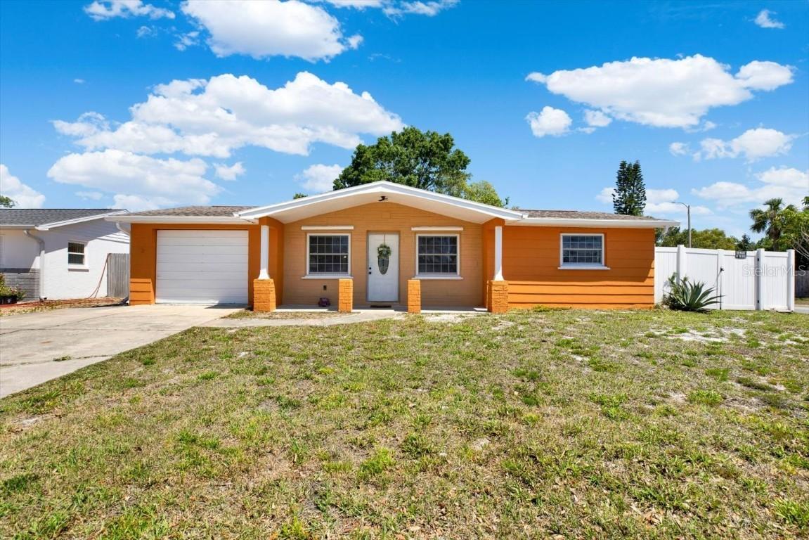 3151 Atlantis Dr., Holiday, FL 34691