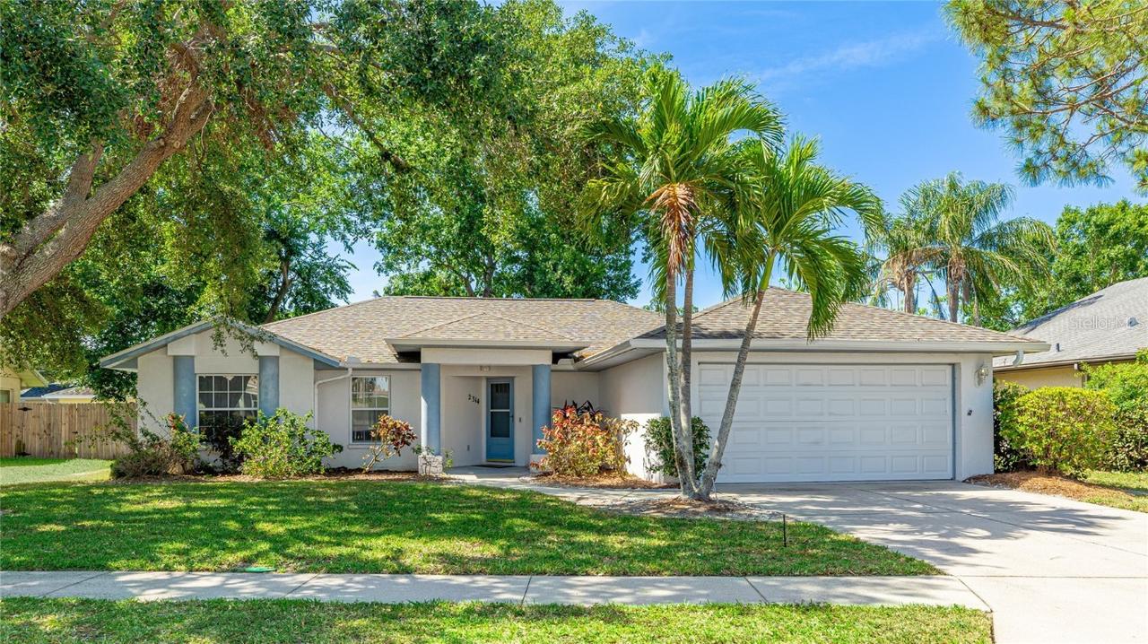 2314 50th Dr., Bradenton, FL 34203