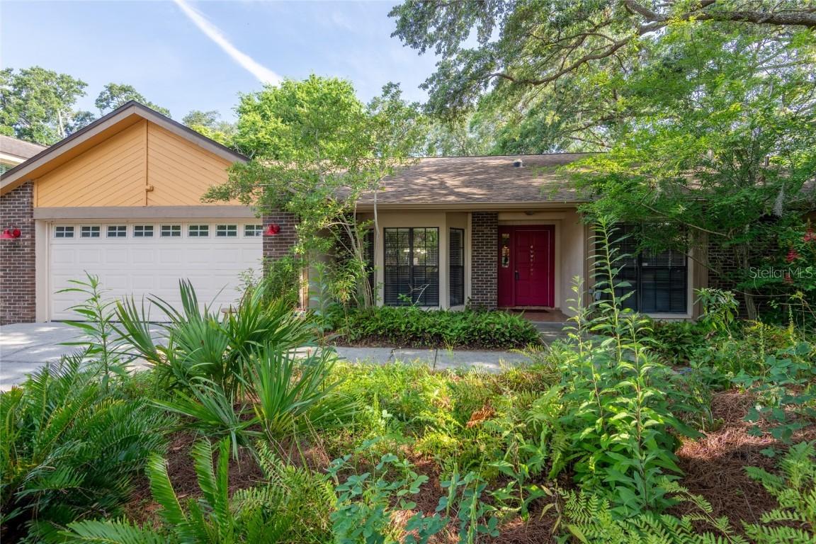 4215 Water Oaks Ln., Tampa, FL 33618
