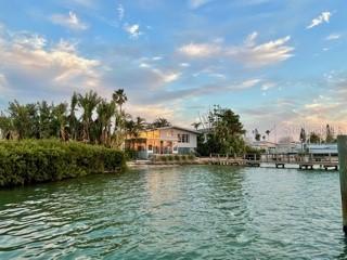 712 Sunset Cove, Madeira Beach, FL 33708