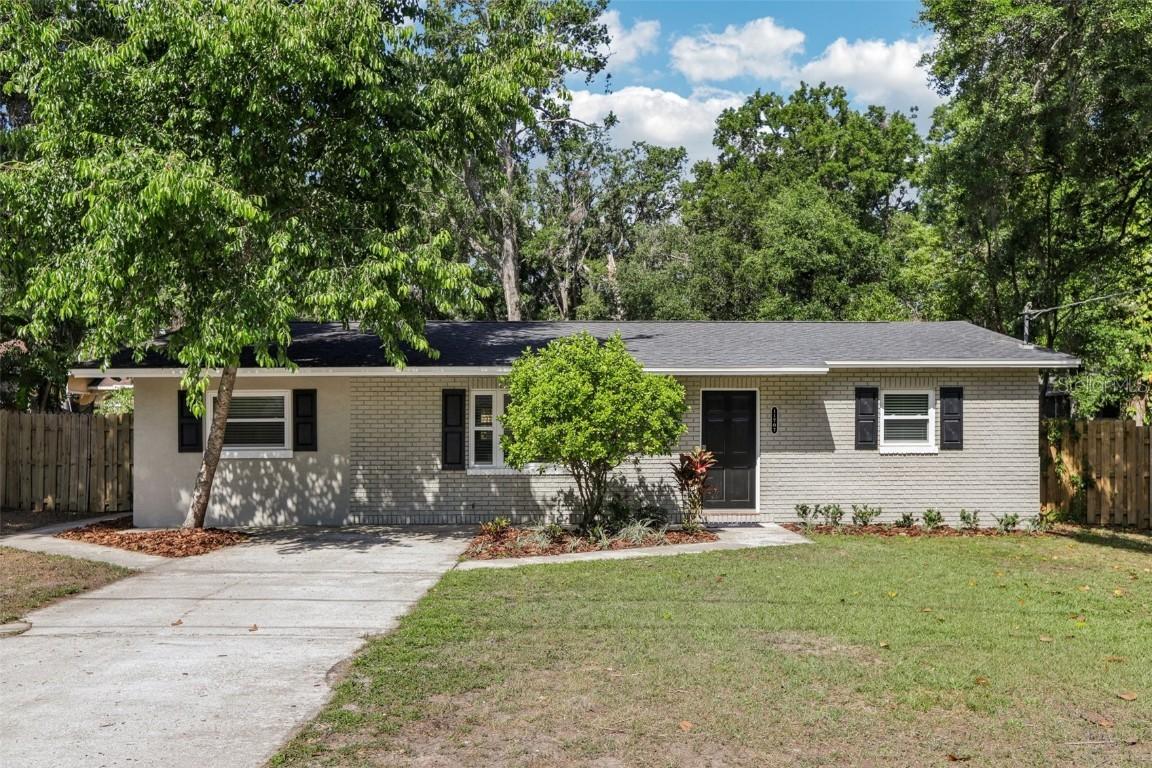 11707 Linda Ln., Dade City, FL 33525
