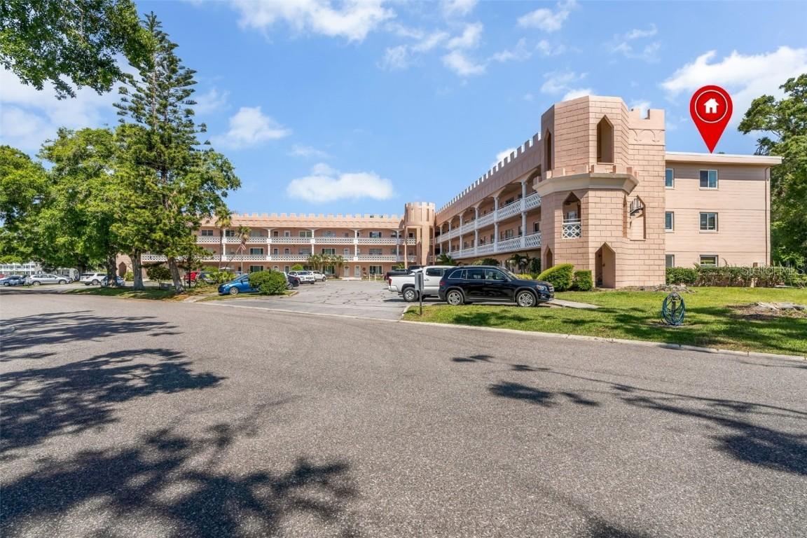 2458 Columbia Dr E Dr. #84, Clearwater, FL 33763