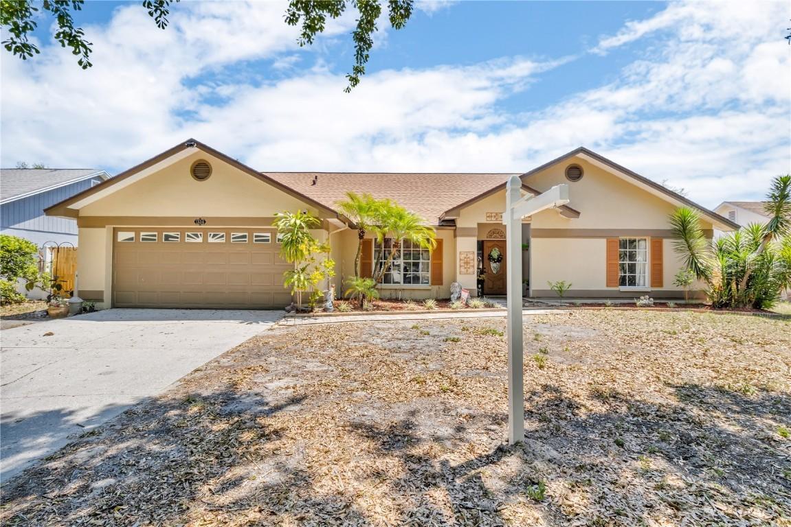 1536 Norwick Dr., Lutz, FL 33559