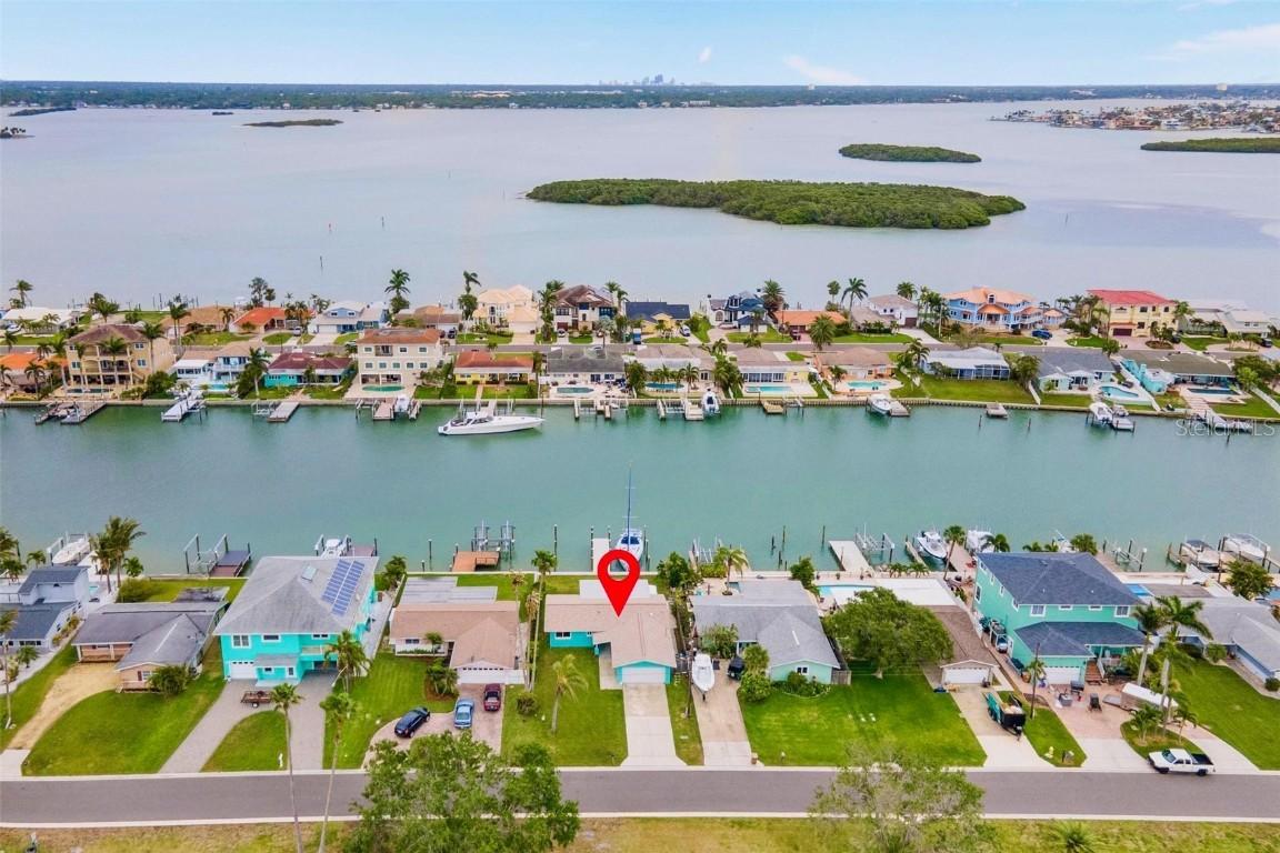 525 Lillian Dr., Madeira Beach, FL 33708