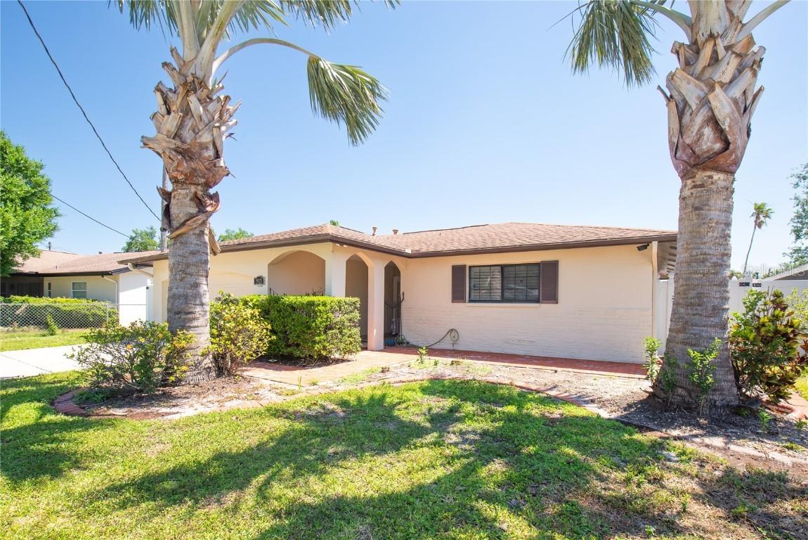 5921 Denver St., St Petersburg, FL 33703
