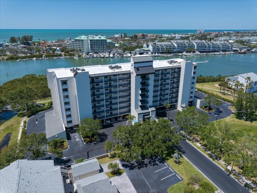 11730 Shipwatch Dr. #203, Largo, FL 33774
