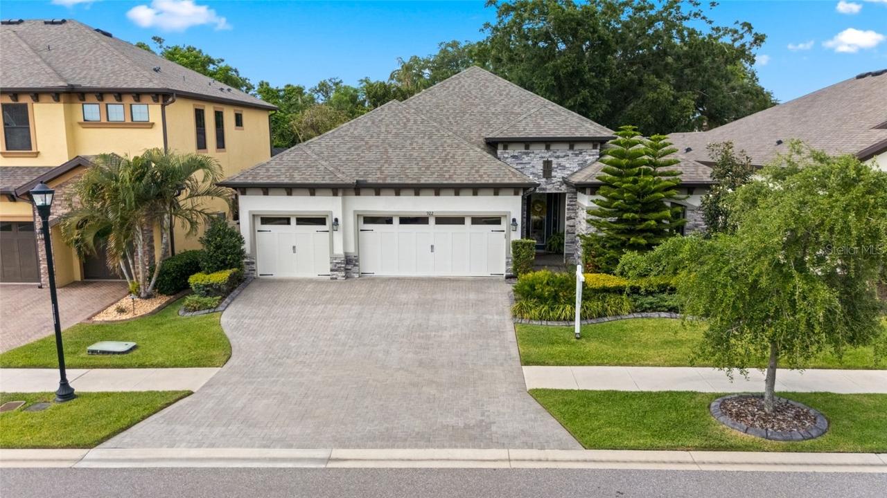922 Grand Cresta Ave., Brandon, FL 33511