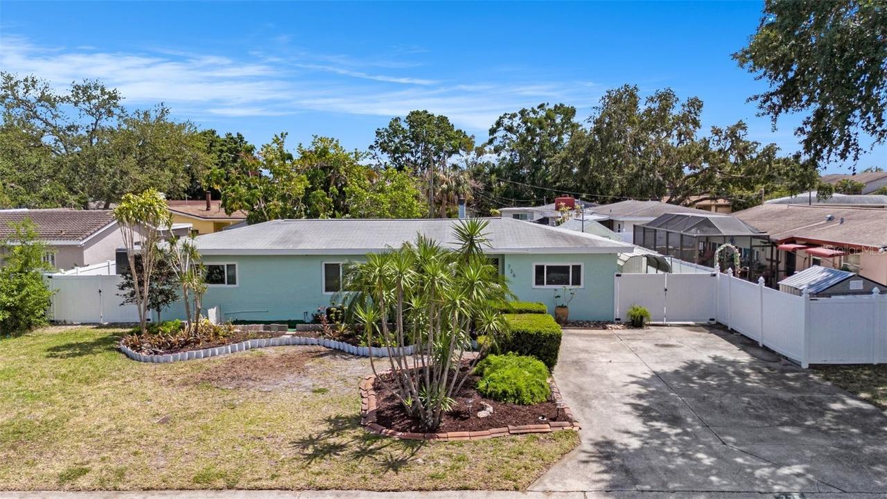 736 85th Ave., St Petersburg, FL 33702