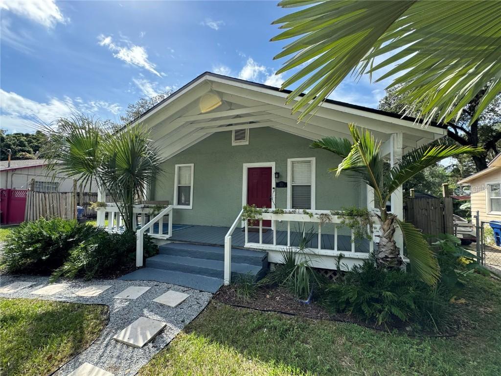 1211 E Curtis St., Tampa, FL 33603