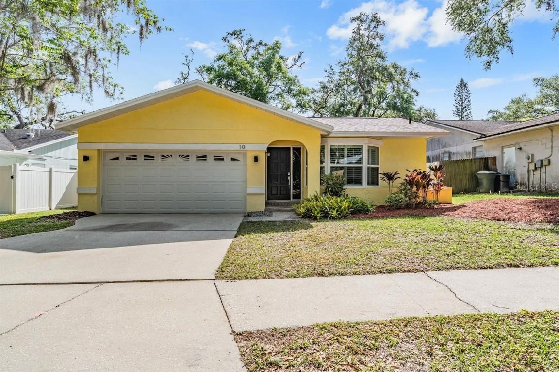 10 Harbor Cove St., Safety Harbor, FL 34695
