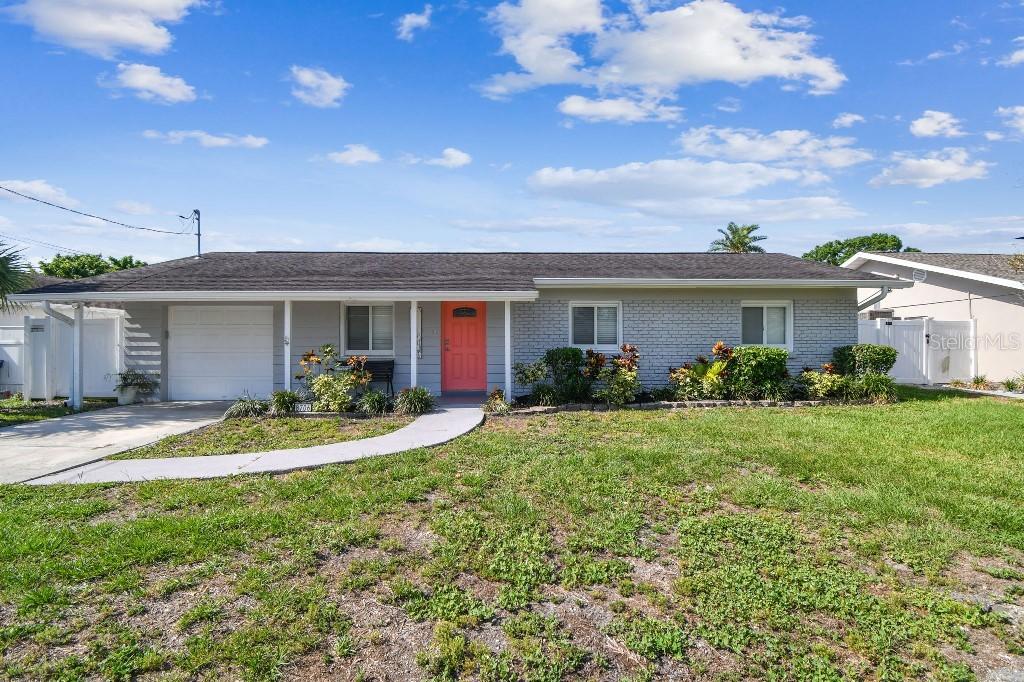 8706 Driftwood Dr., Tampa, FL 33615