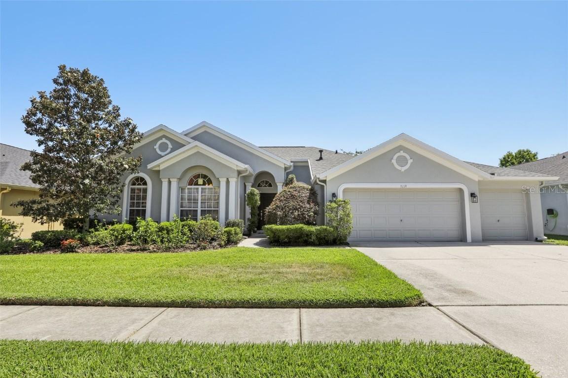 5119 Whispering Leaf Trail, Valrico, FL 33596
