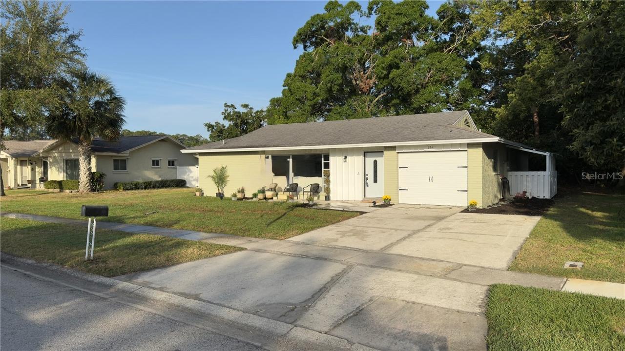 834 Anchorage Ln., Palm Harbor, FL 34685