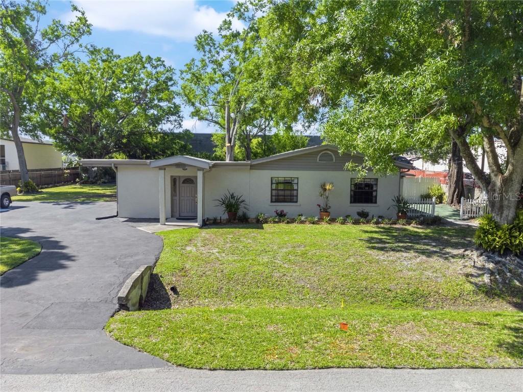 3910 W Comanche Ave., Tampa, FL 33614