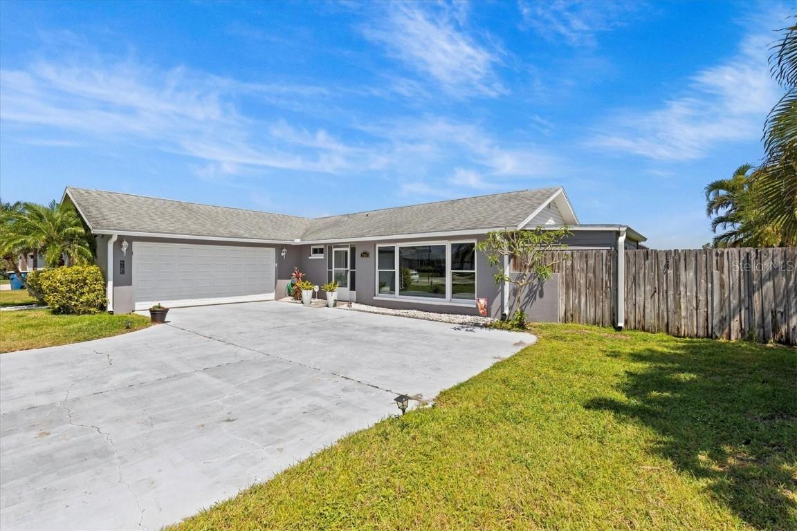 2924 Catherine Dr., Clearwater, FL 33759
