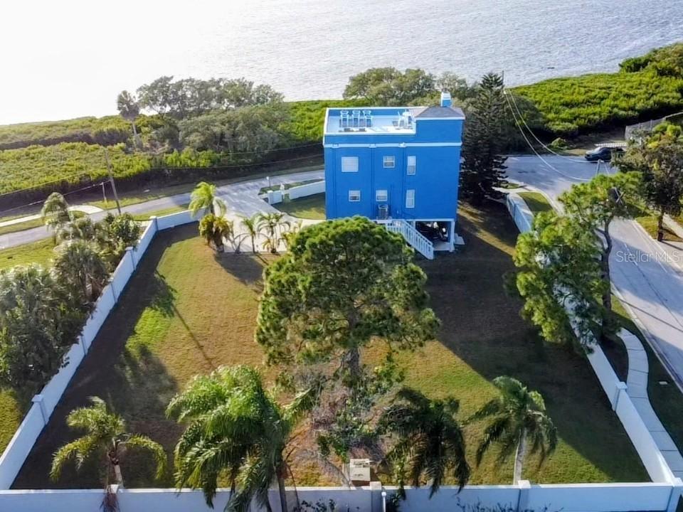 228 Shore Dr., Tarpon Springs, FL 34689