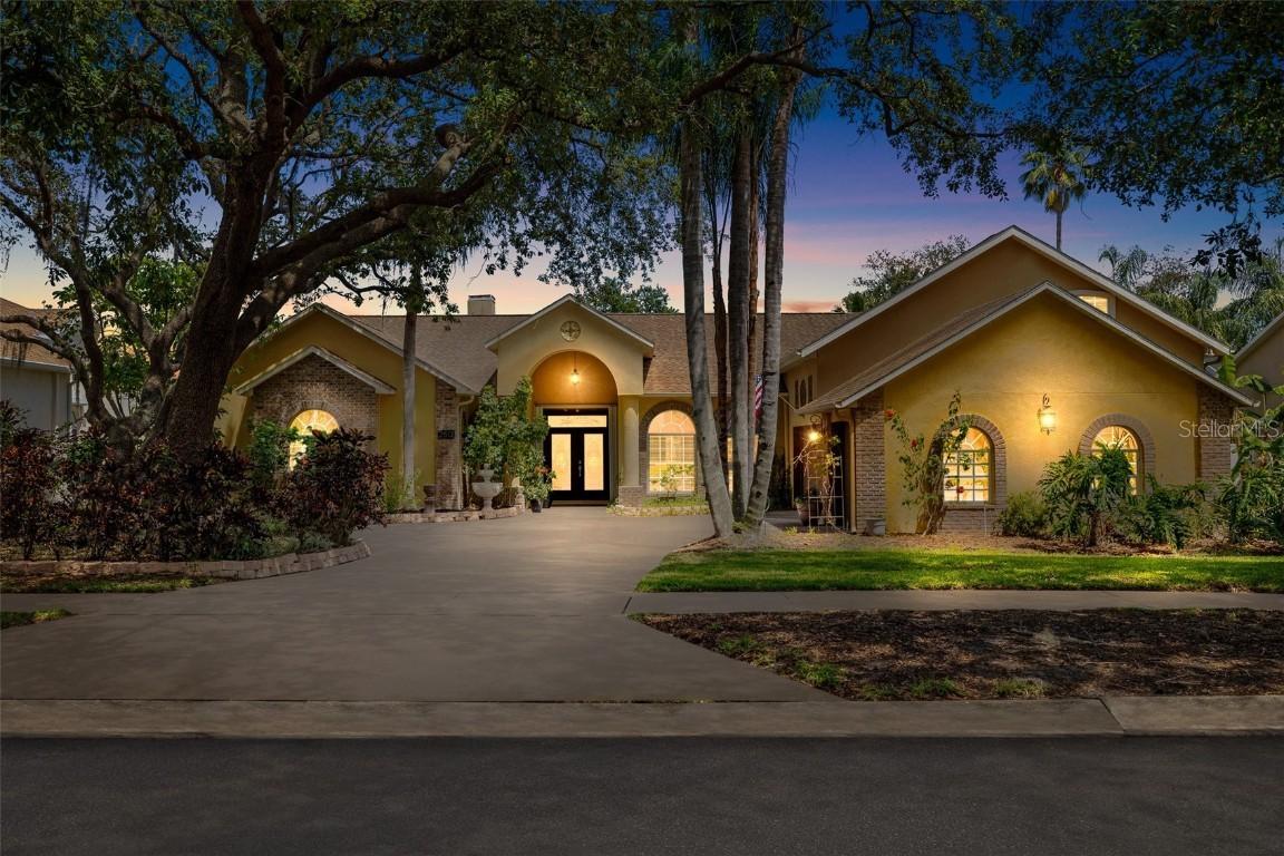 2513 Regal River Rd., Valrico, FL 33596