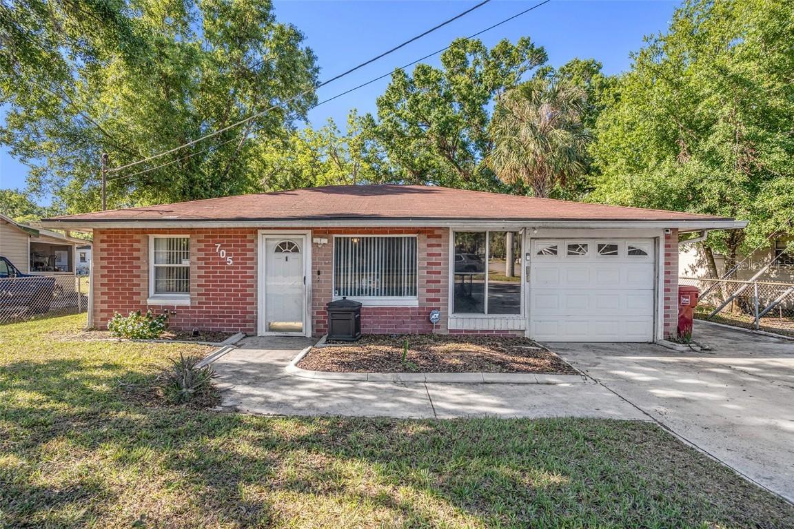 705 E Alabama St., Plant City, FL 33563