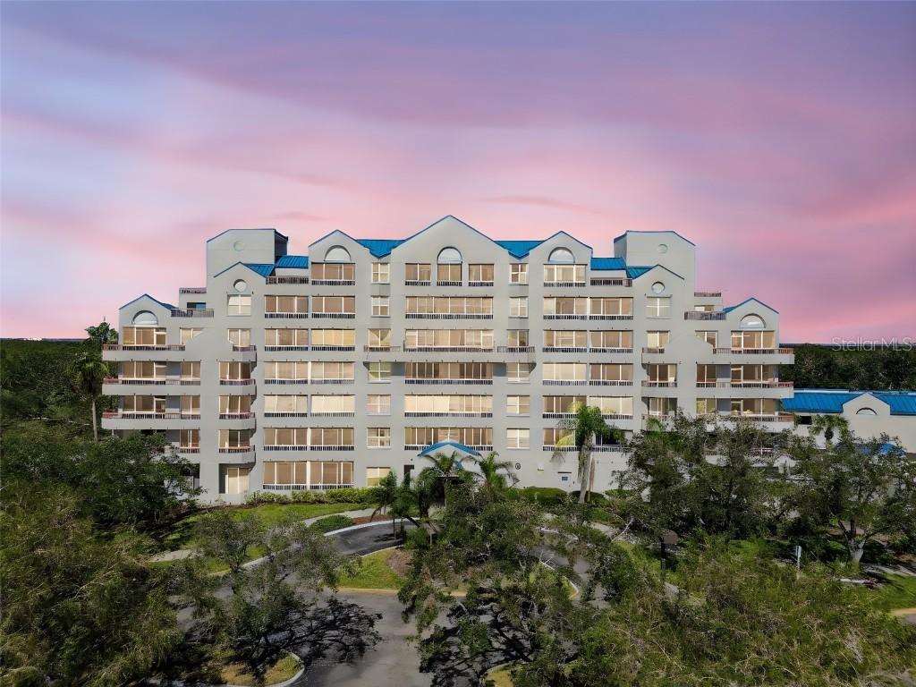 2333 Feather Sound Dr. #B104, Clearwater, FL 33762