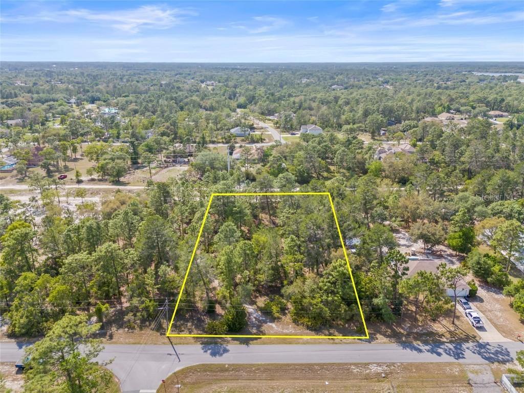 8459 Mazette Rd., Weeki Wachee, FL 34613