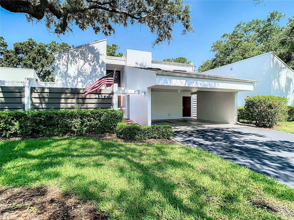 4137 Northmeadow Cir., Tampa, FL 33618