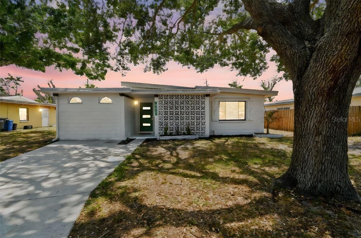 5121 Flamingo Dr., St Petersburg, FL 33714