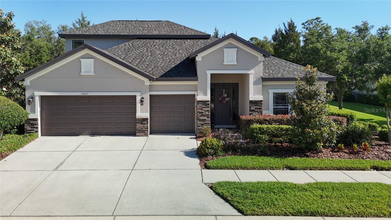 15625 Hawks Crest Loop, Odessa, FL 33556
