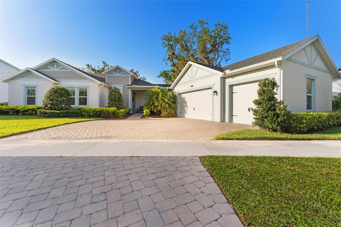 5903 Nature Ridge Ln., Lithia, FL 33547