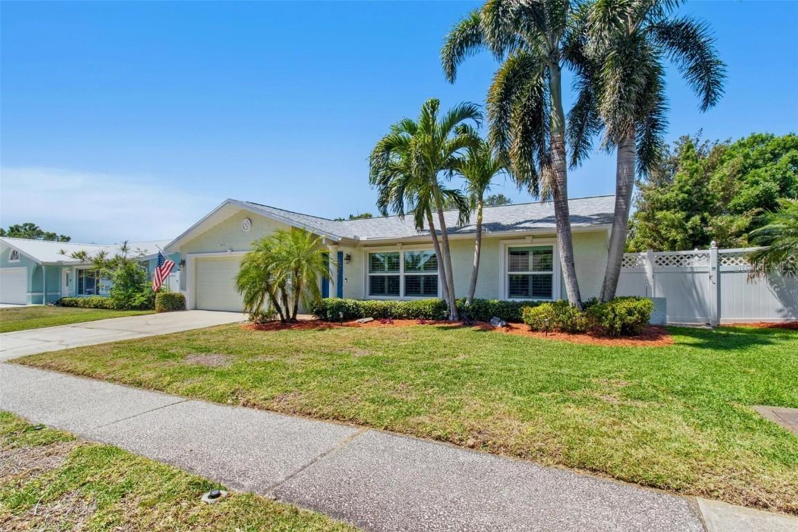 8182 129th Ln., Seminole, FL 33776