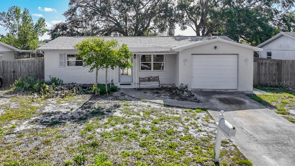 1408 Maybury Dr., Holiday, FL 34691