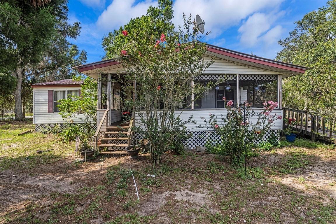 16037 S County Road 39, Lithia, FL 33547