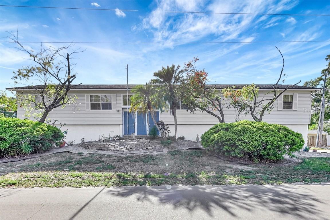 4610 47th Way, St Petersburg, FL 33702