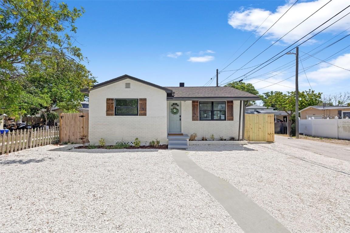921 Yale St., St Petersburg, FL 33713