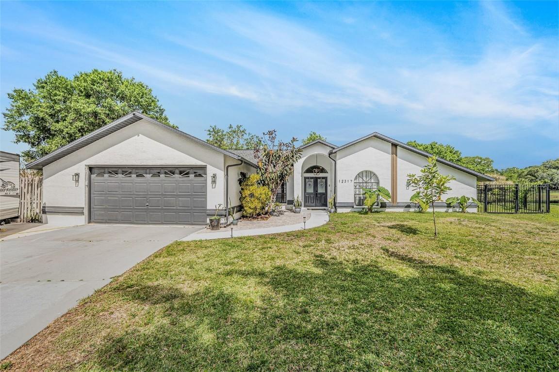 12317 Smokey Dr., Hudson, FL 34669